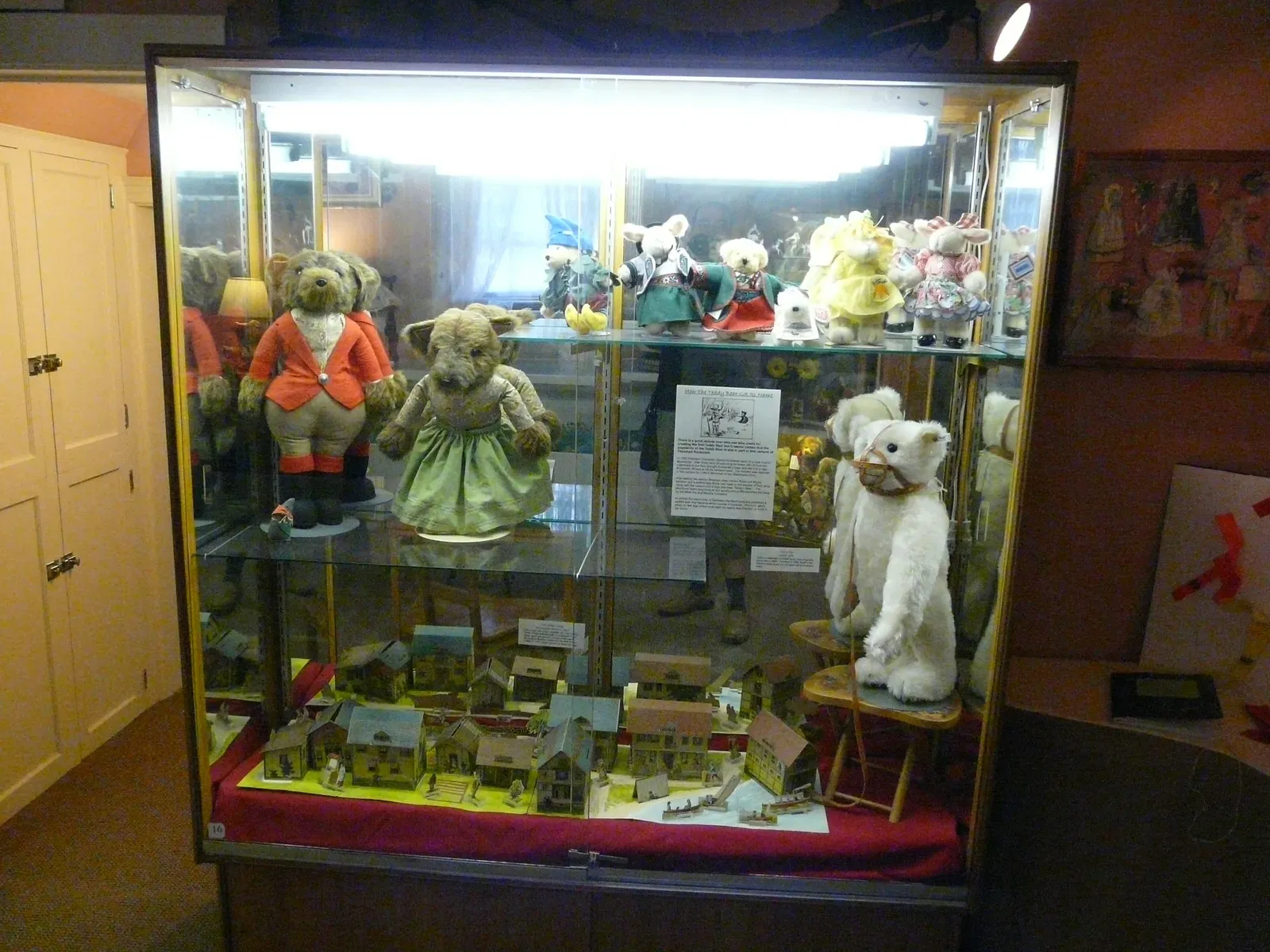 Denver Museum of Miniatures, Dolls and Toys