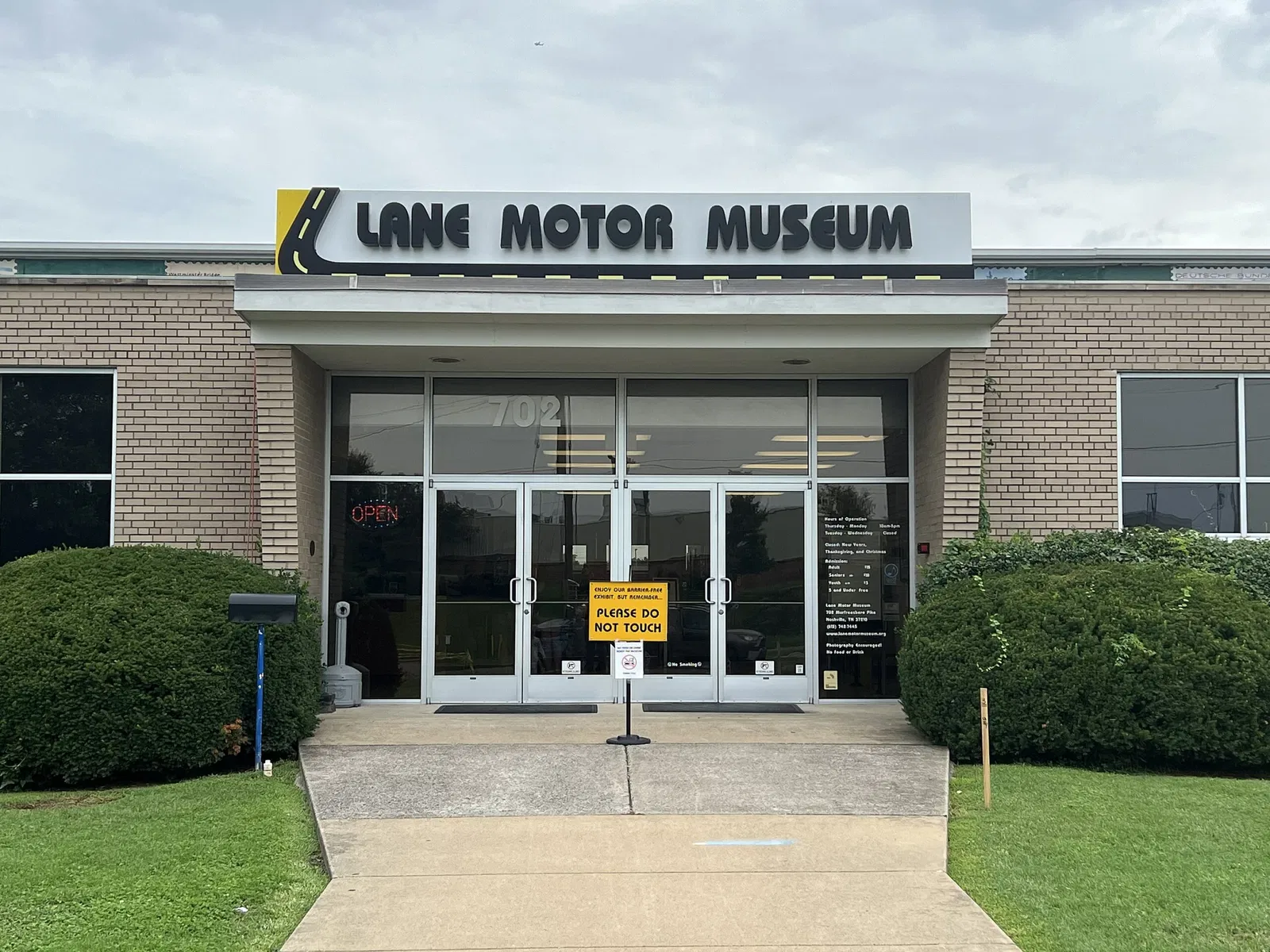Lane Motor Museum