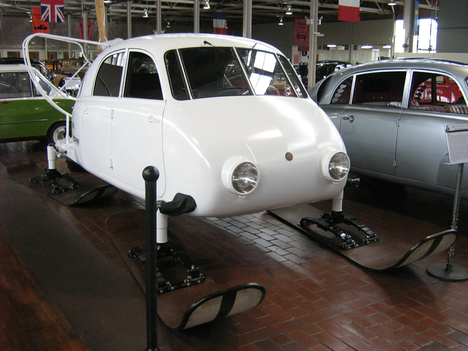 Lane Motor Museum