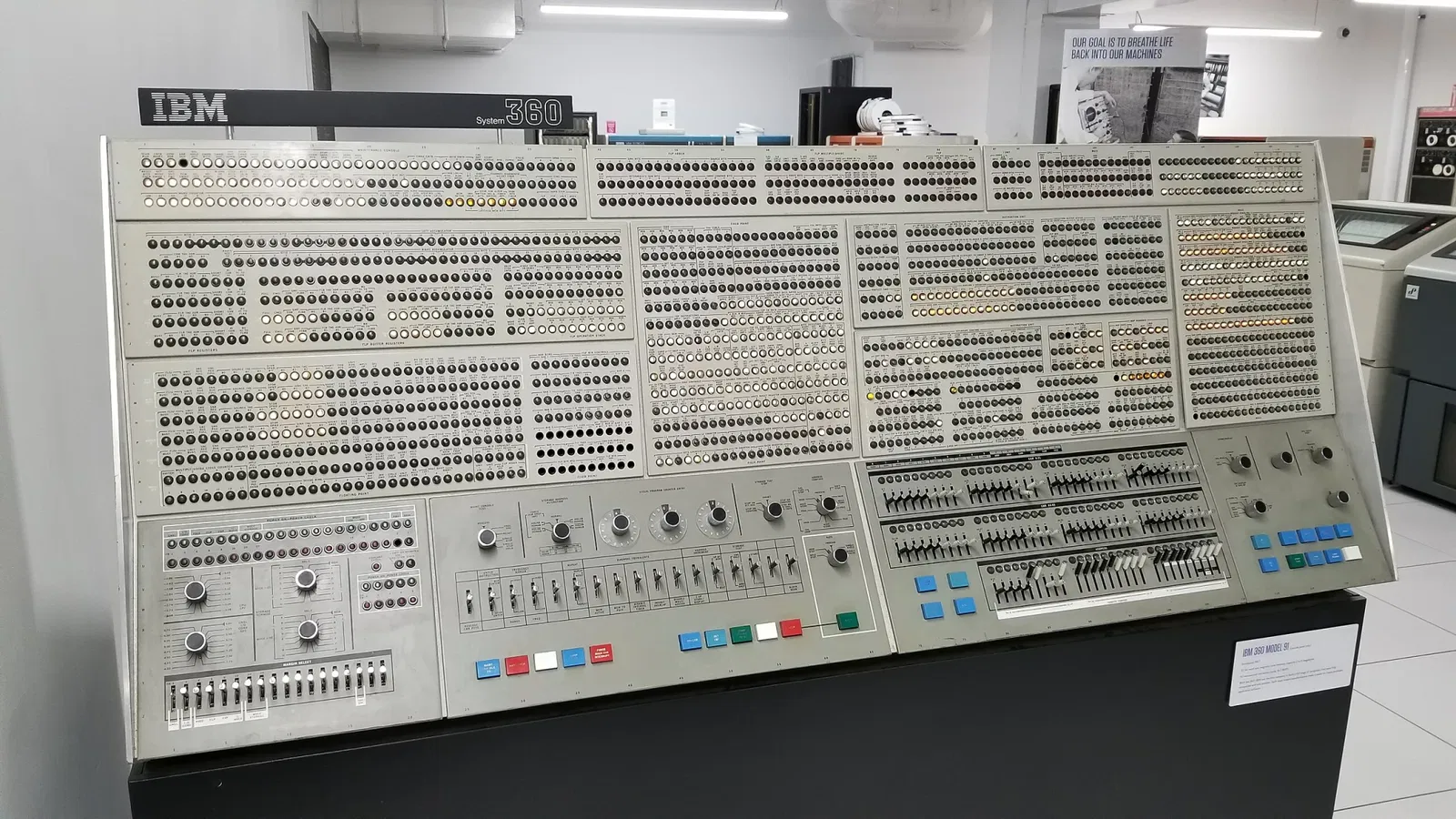 Living Computers: Museum + Labs