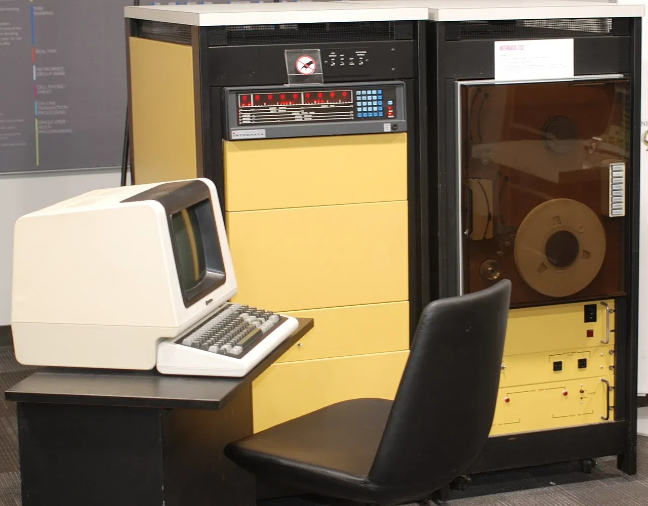 Living Computers: Museum + Labs