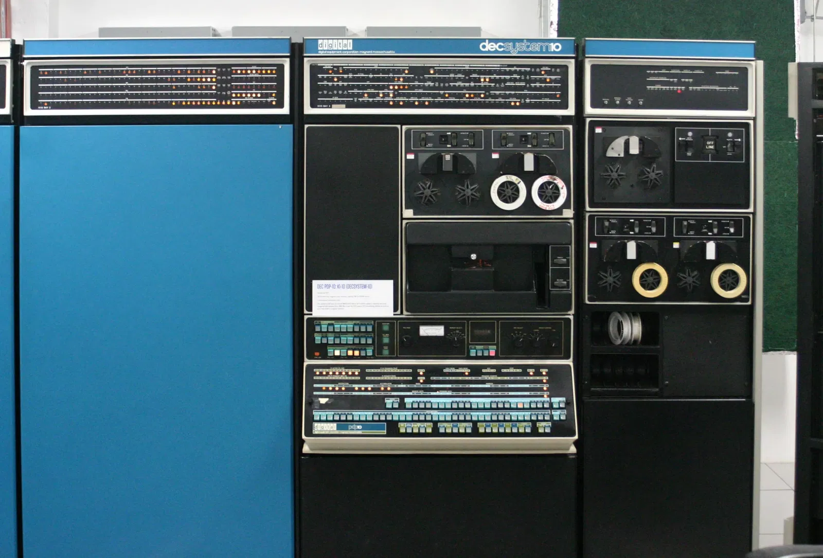 Living Computers: Museum + Labs