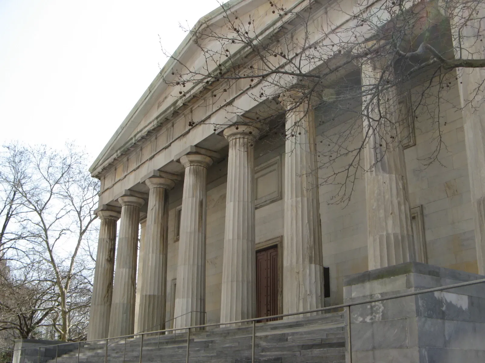 Portrait Gallery In the Second Bank