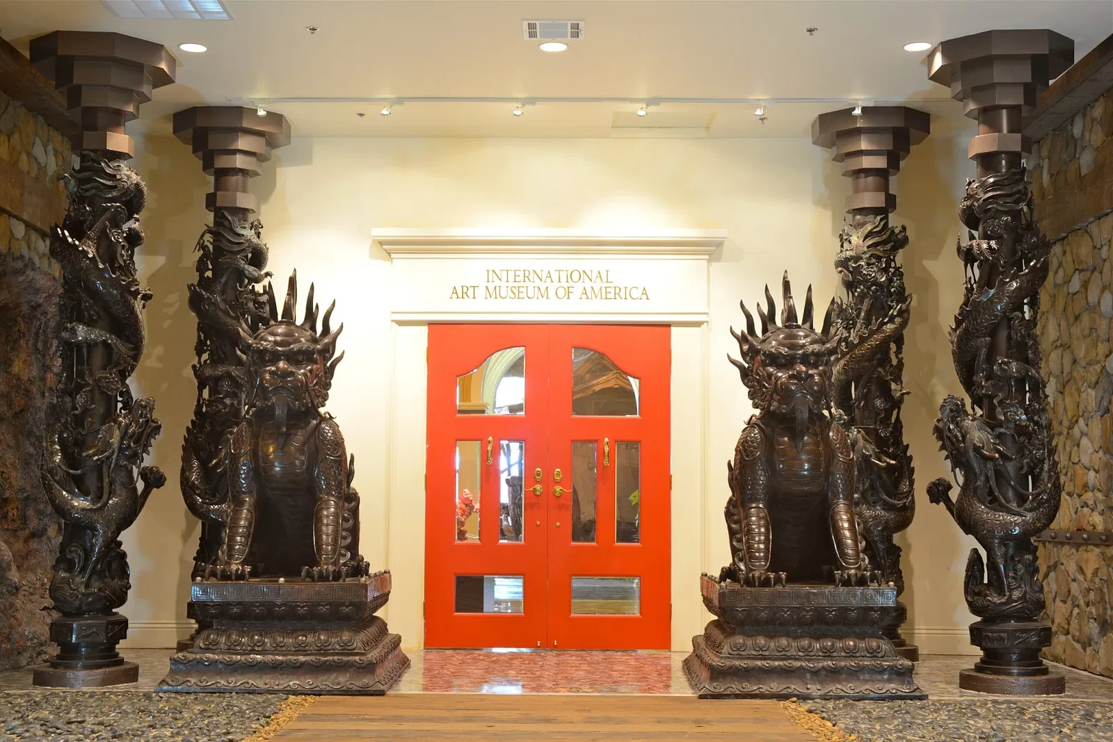 International Art Museum of America