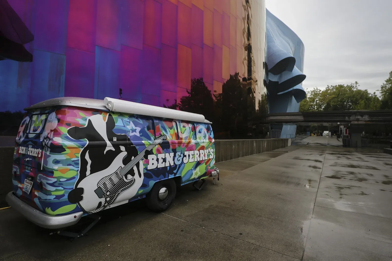 Experience Music Project and Science Fiction Museum and Hall of Fame