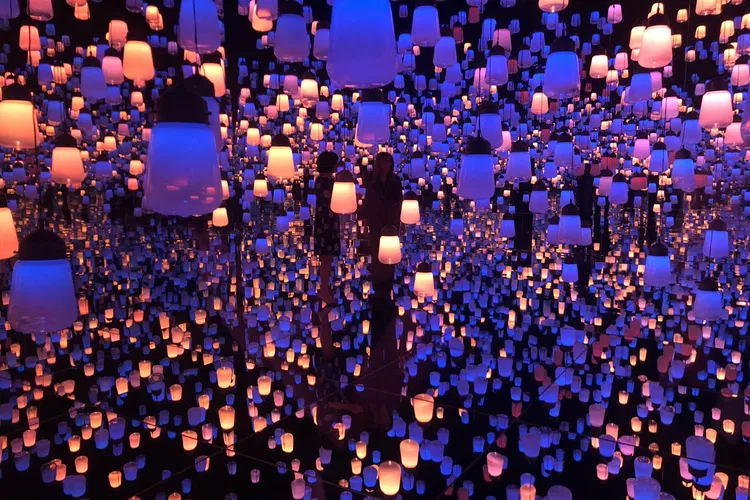 teamLab Borderless