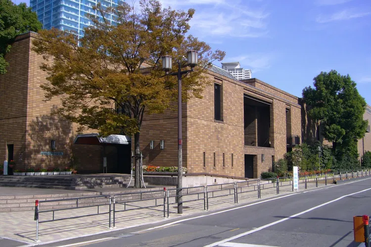 The Museum of Oriental Ceramics, Osaka