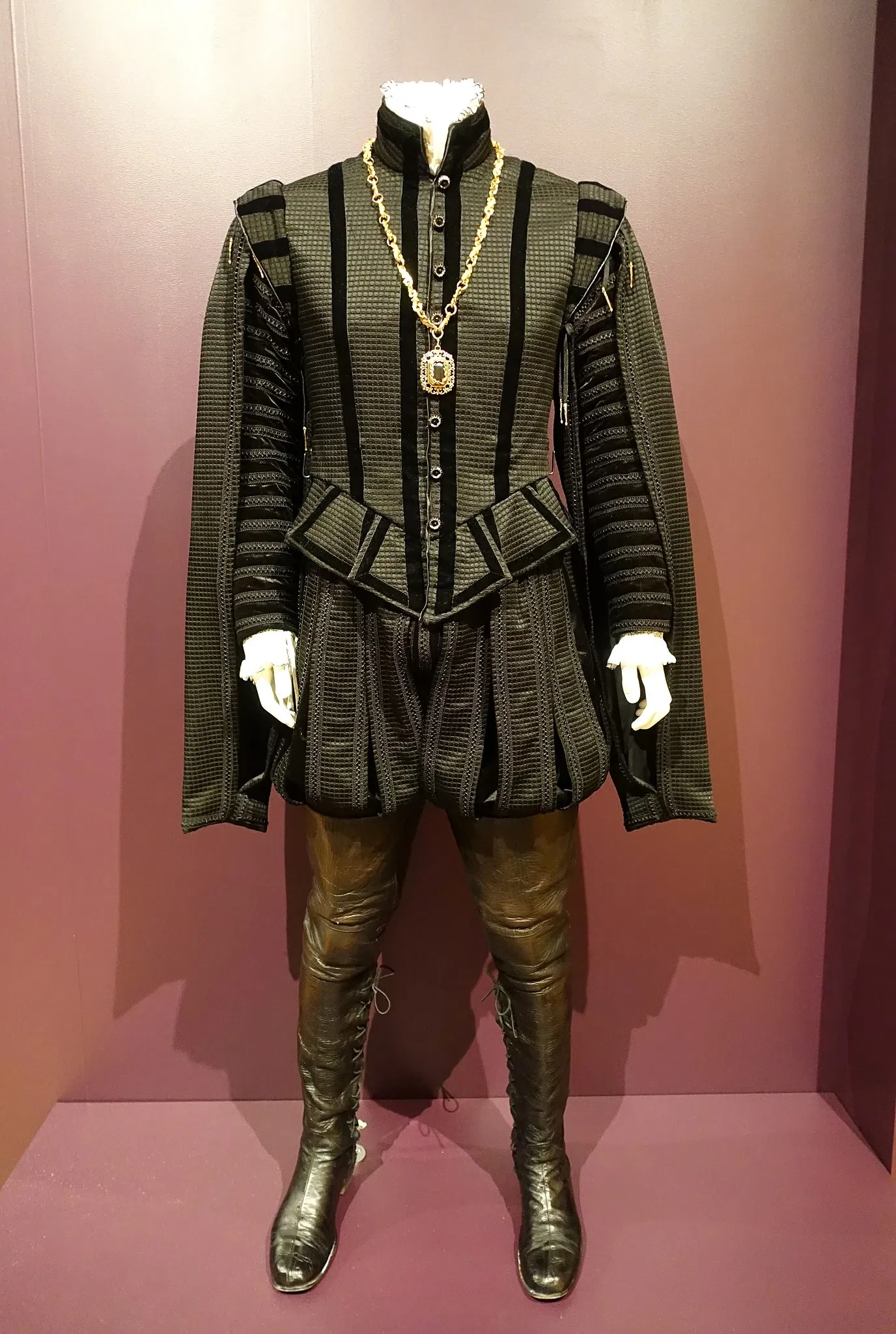 Textile Museum - The George Washington University