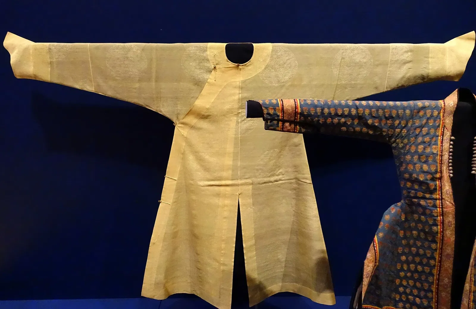 Textile Museum - The George Washington University