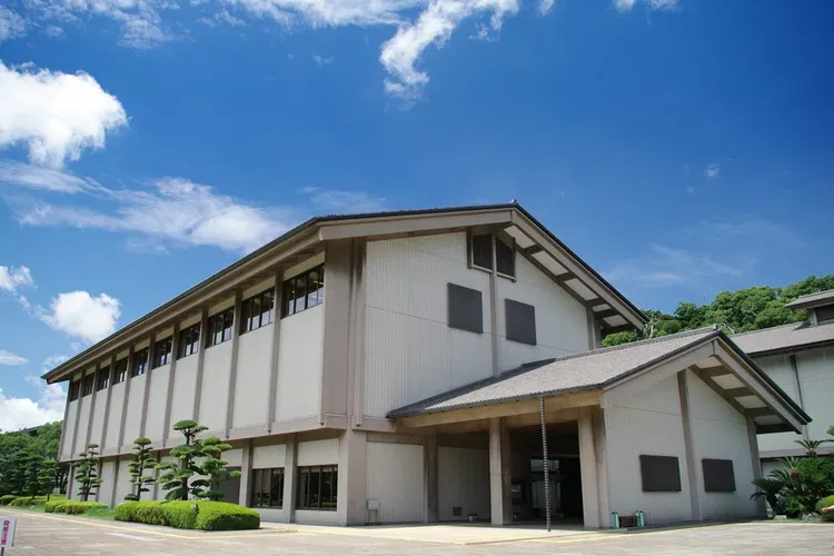 Reimeikan - Kagoshima History Museum and Fine Arts Center
