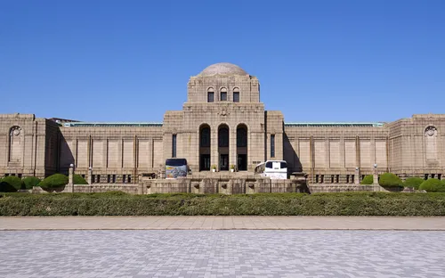 Meiji Memorial Picture Gallery