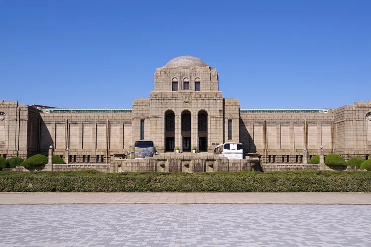 Meiji Memorial Picture Gallery