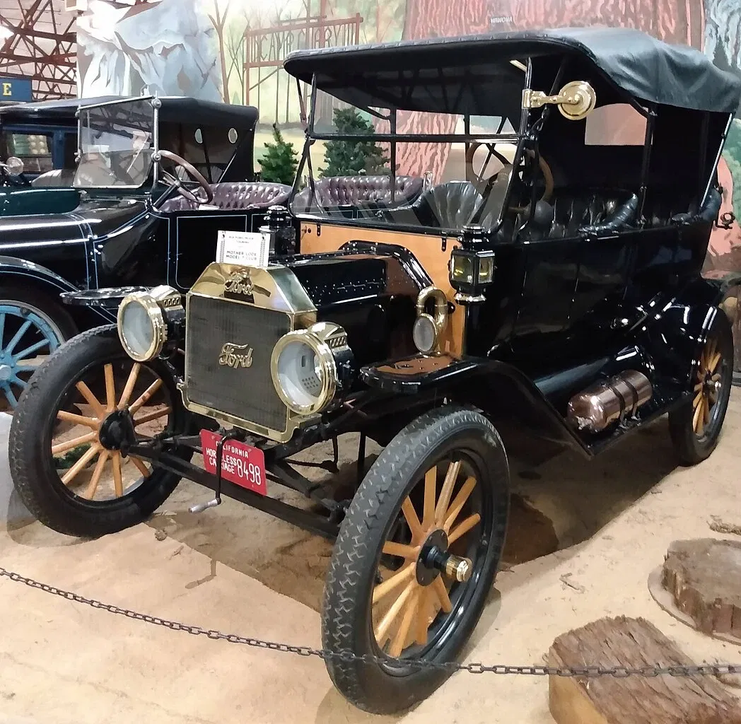 California Automobile Museum