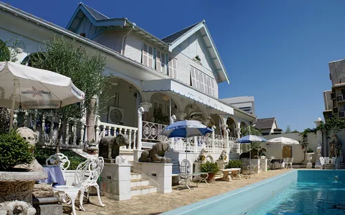 Italian Pavilion - Platon Decorative Arts Museum