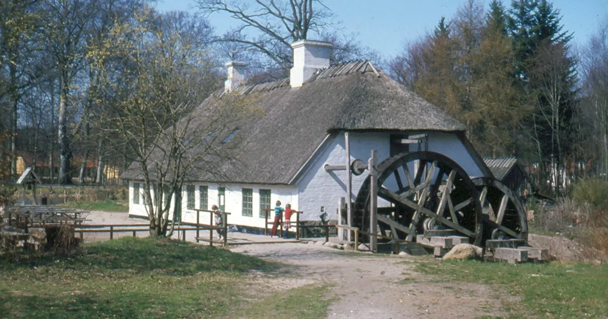 Hammermøllen (Hellebæk) - Visitor Information & Reviews