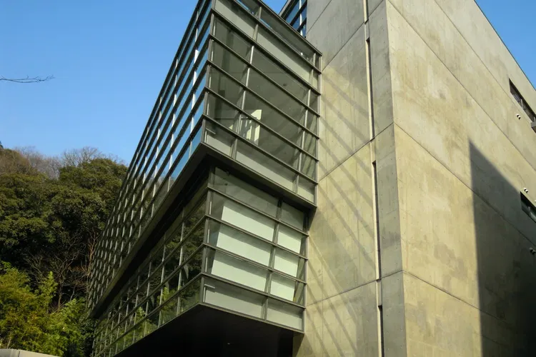 Saka no Ue no Kumo Museum