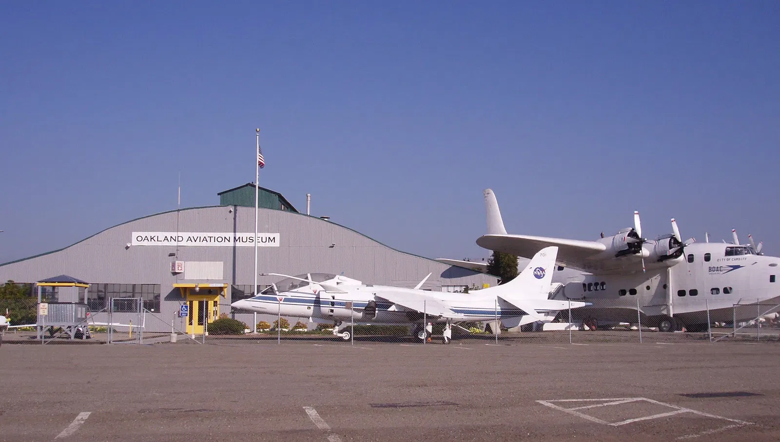 Oakland Aviation Museum