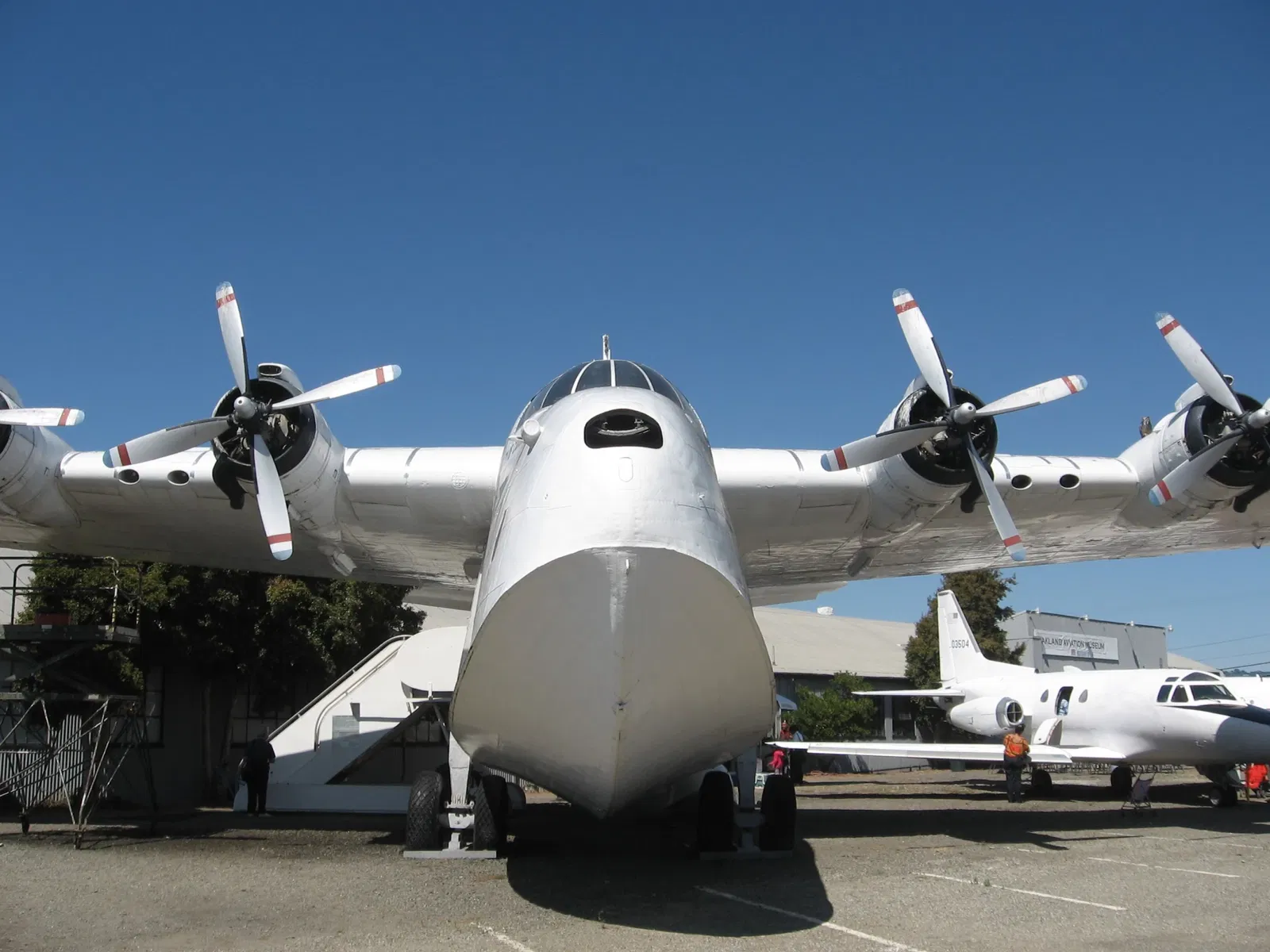 Oakland Aviation Museum