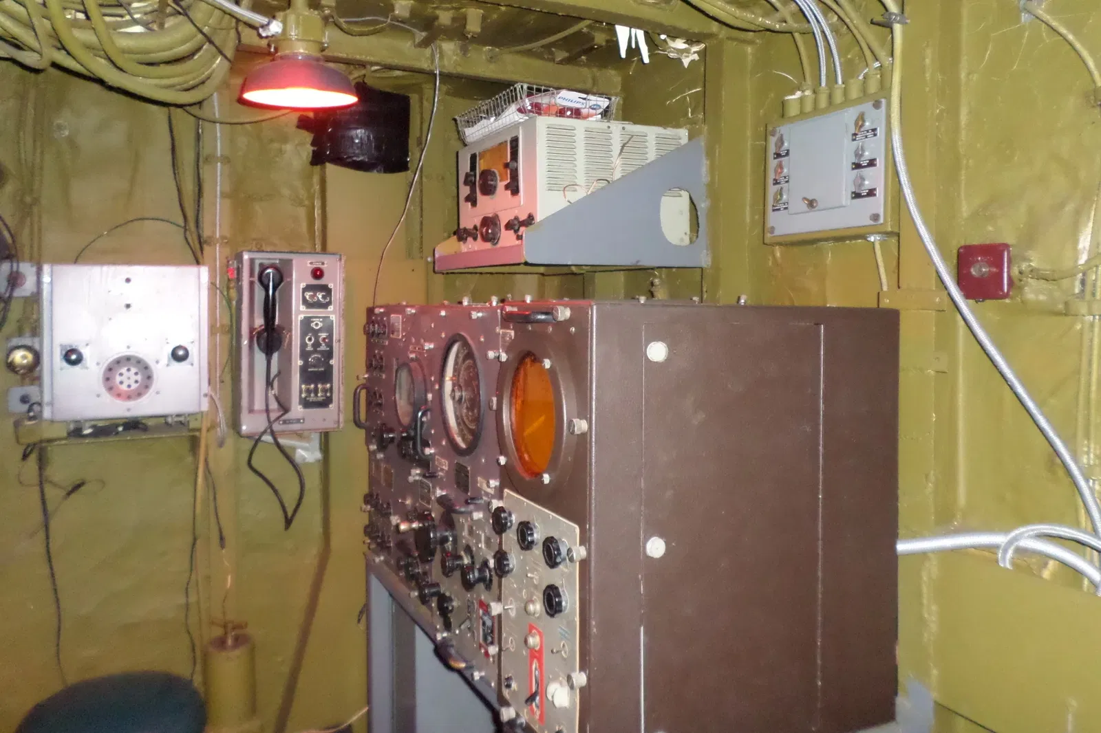 USS  Slater  (DE-766)