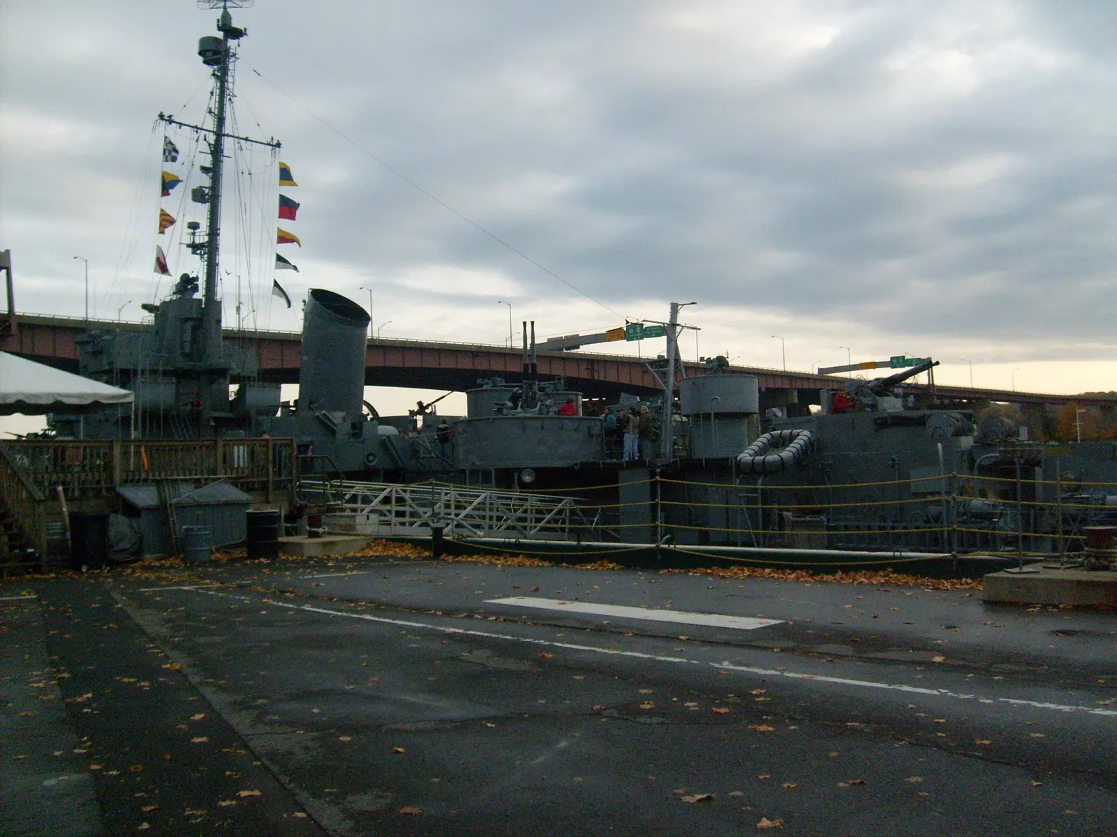 USS  Slater  (DE-766)