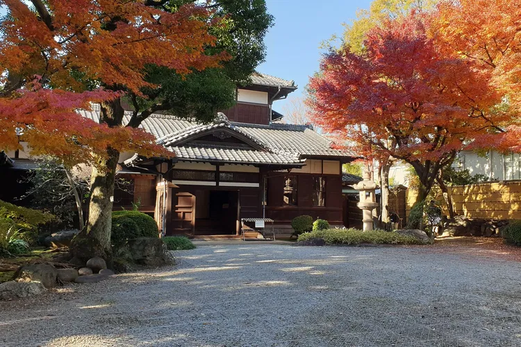 Former Asakura Family Residence