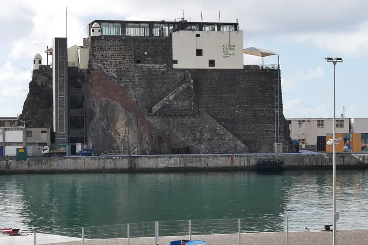 Design Centre Nini Andrade Silva