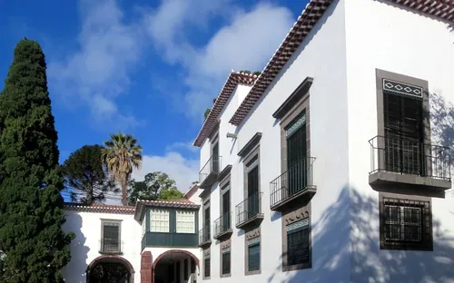 Manor Estate of the Crosses Museum (Quinta das Cruzes)