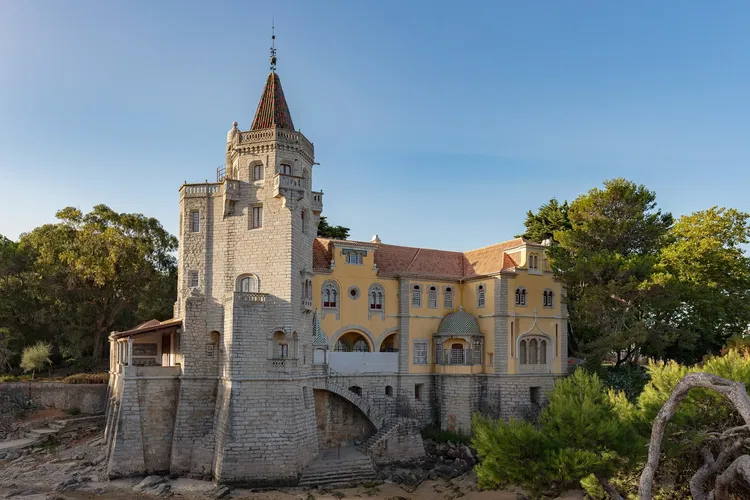 Museu Condes de Castro Guimarães