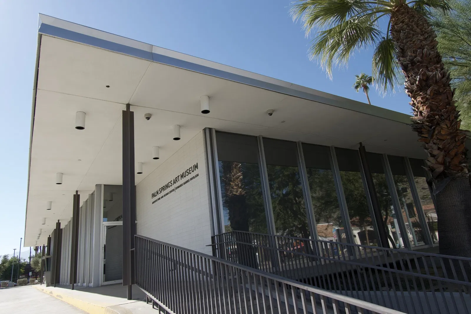 Palm Springs Art Museum