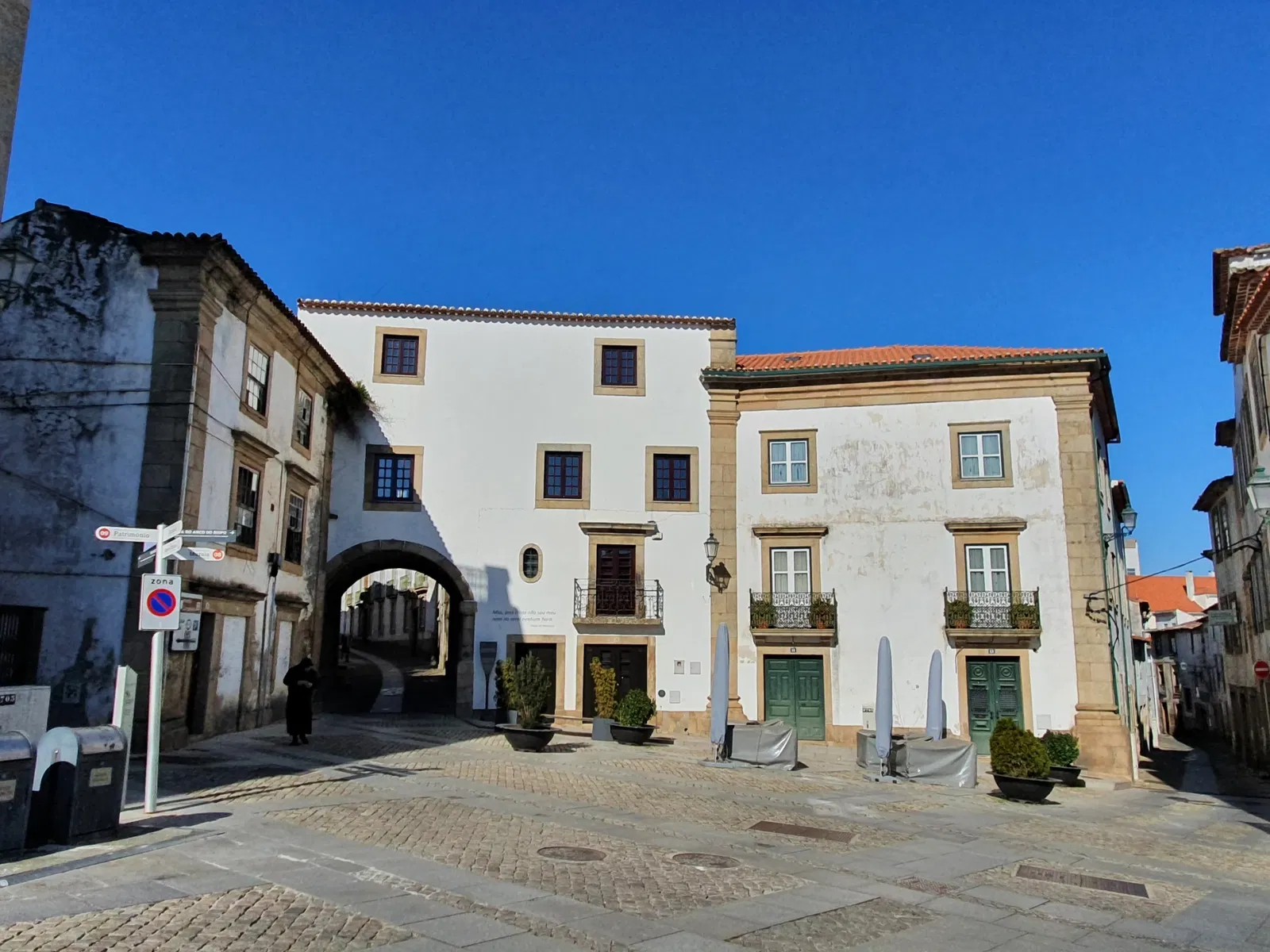 Casa do Arco do Bispo