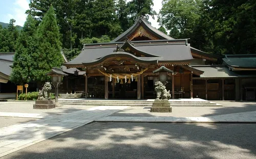 Shirayama Hime Jinja Shrine