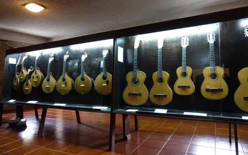 Stringed Instruments Museum