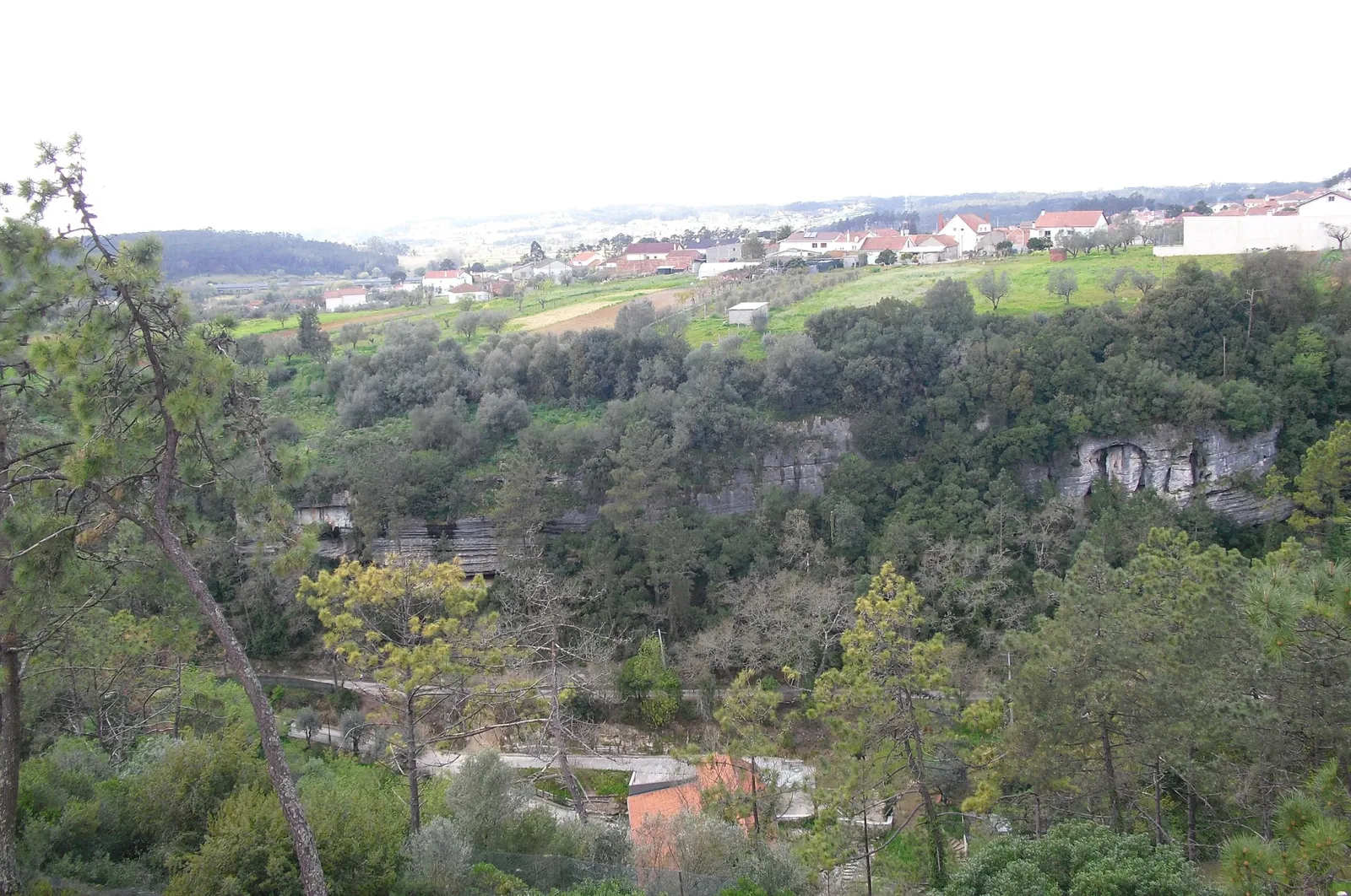 Centro de Interpretação do Abrigo do Lagar Velho
