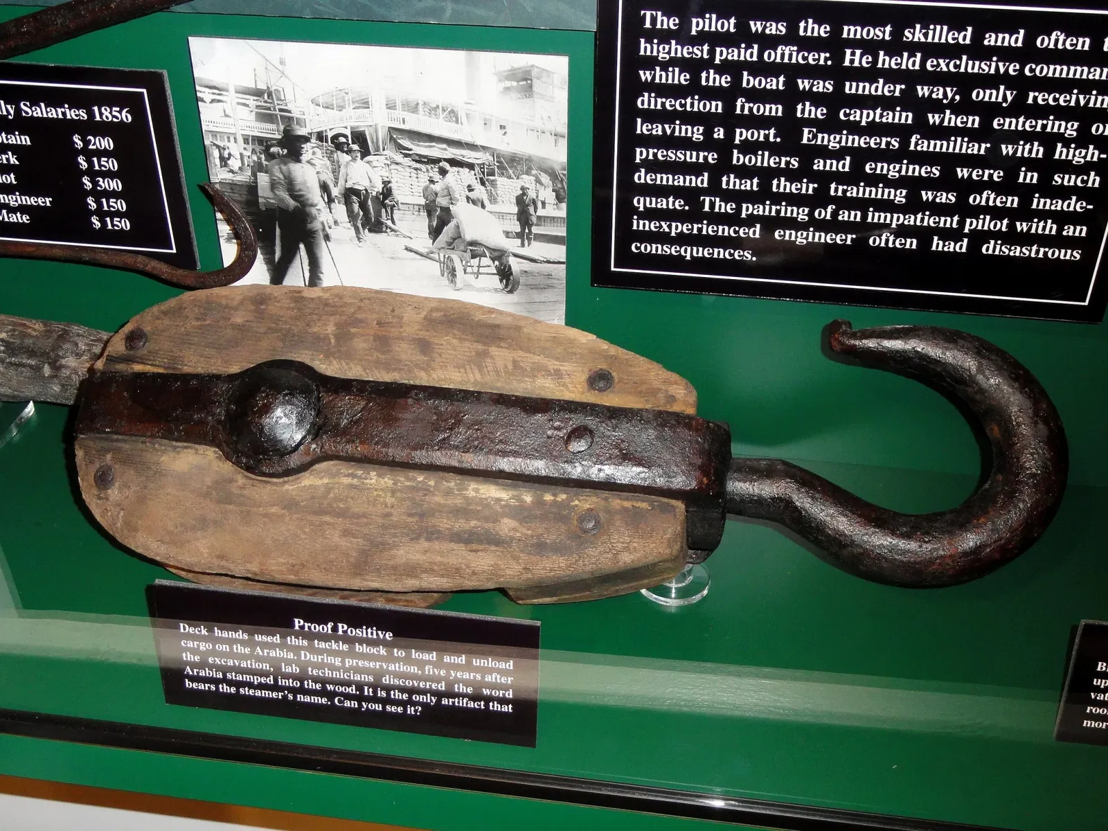 Steamboat Arabia Museum