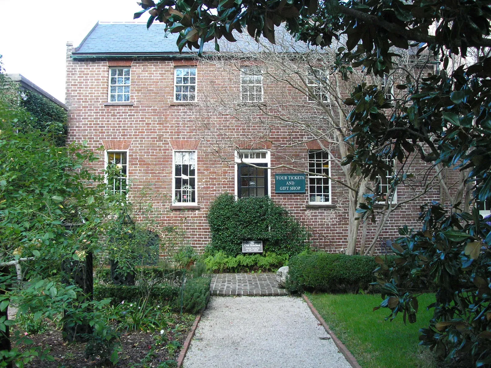 Nathaniel Russell House Museum