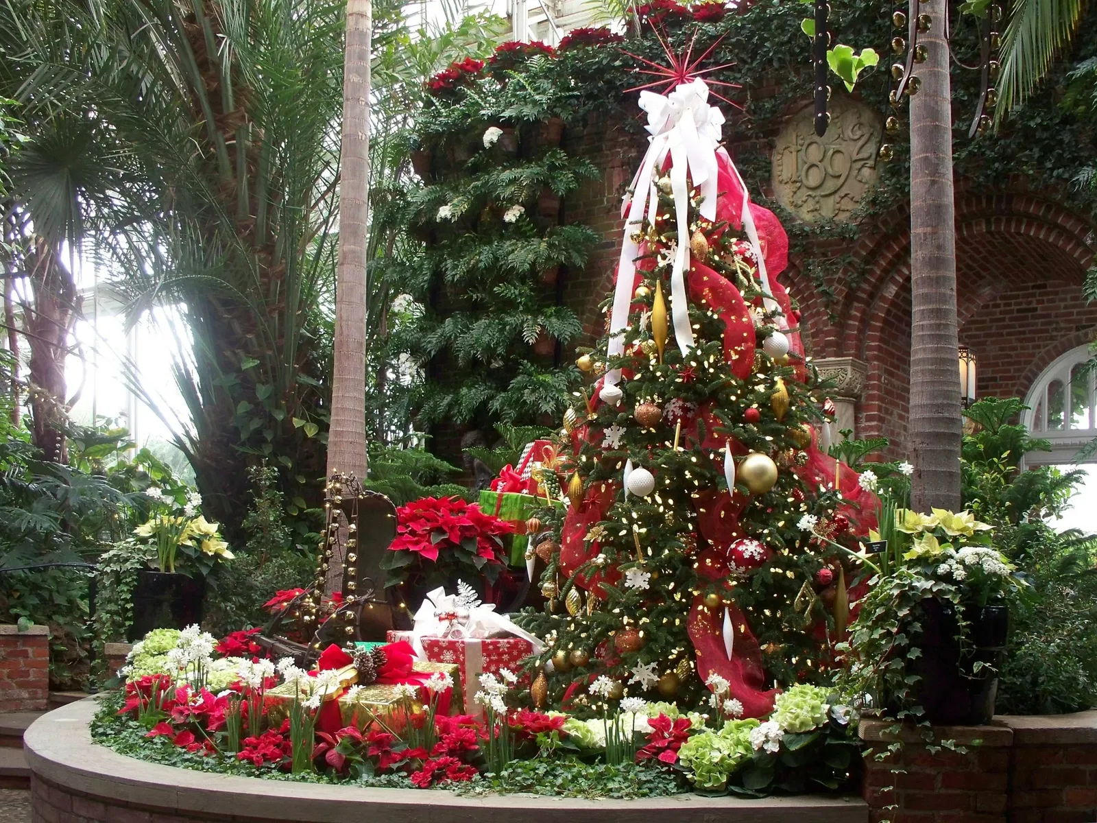 Phipps Conservatory and Botanical Gardens