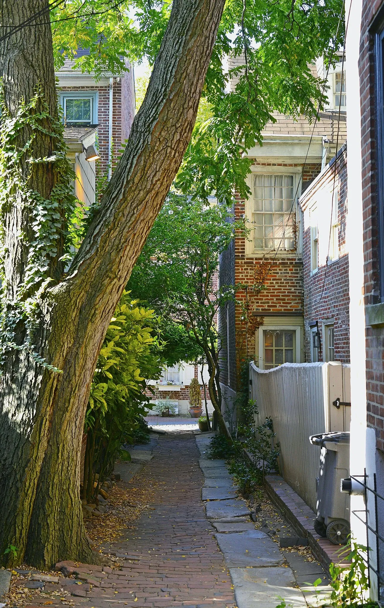 Elfreth's Alley Museum