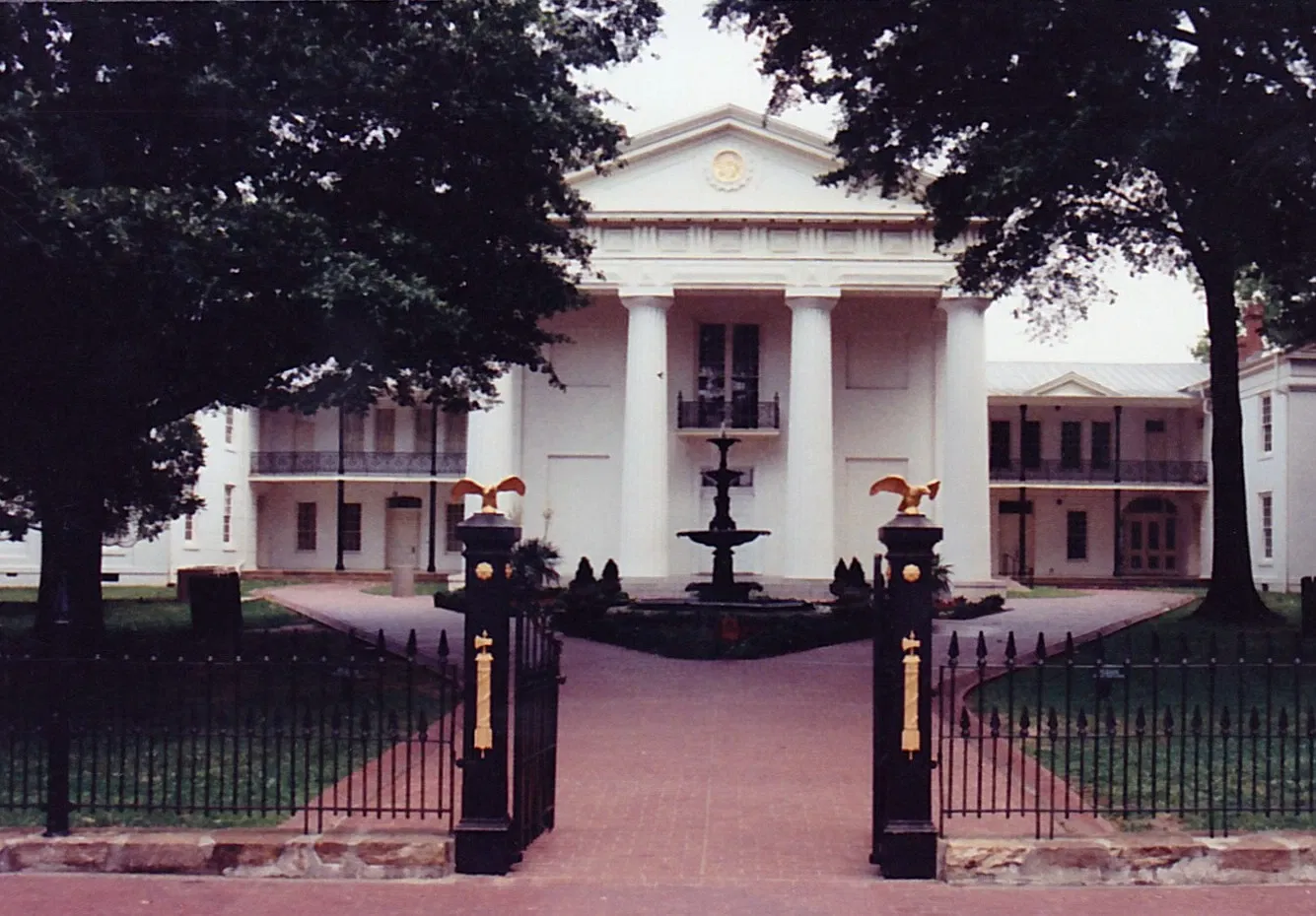 Old State House Museum