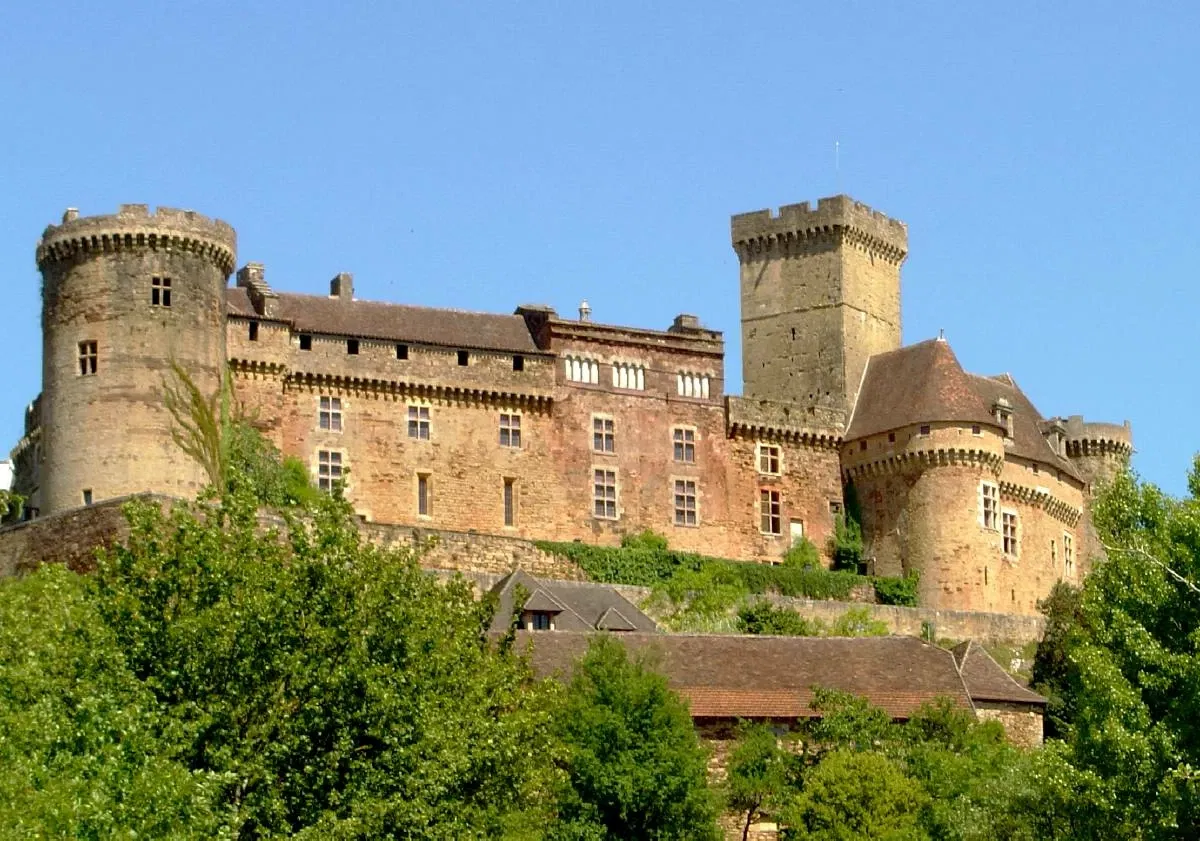 Castelnau-Bretenoux Castle