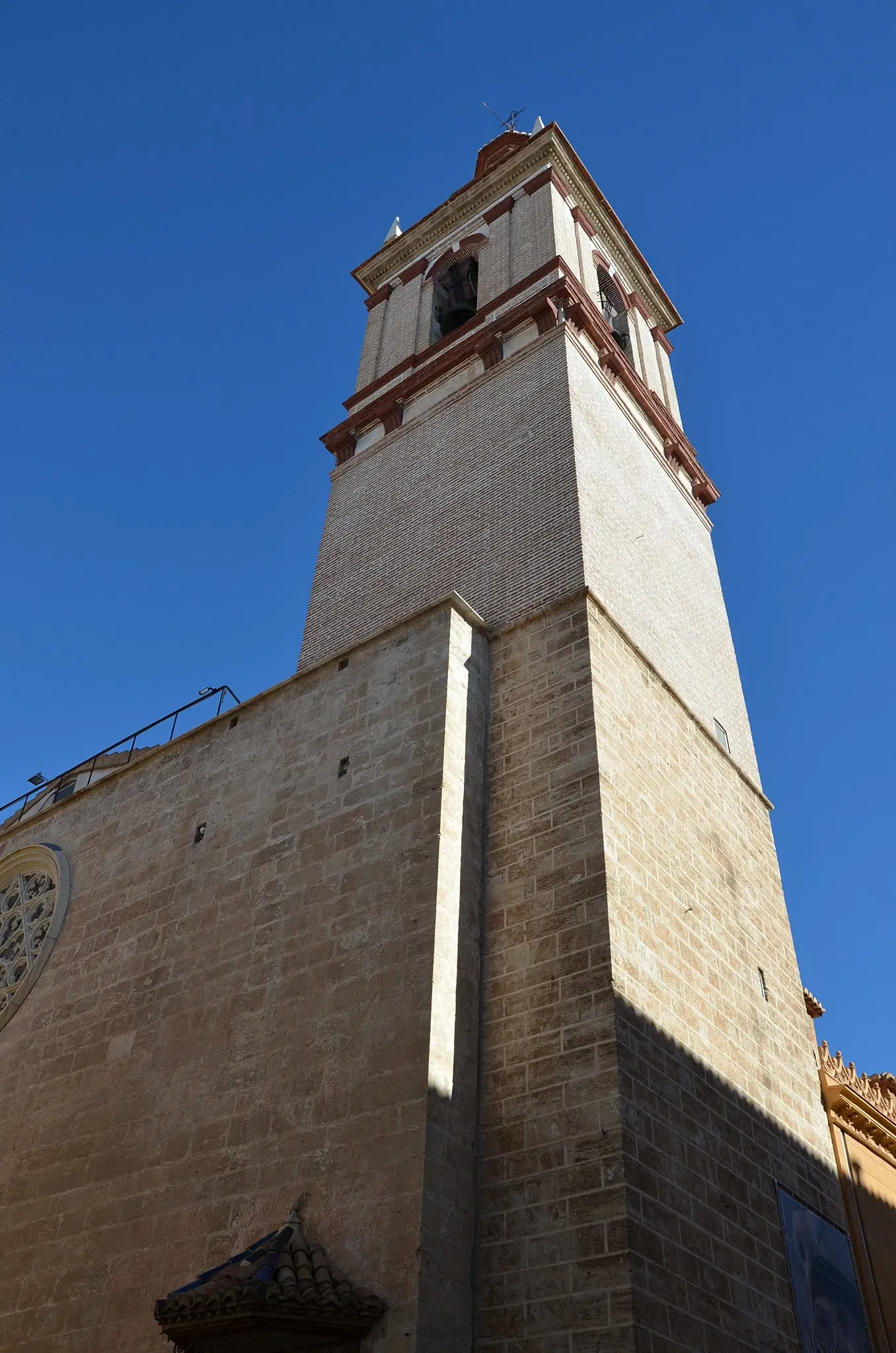 Église Saint-Nicolas-et-Saint-Pierre