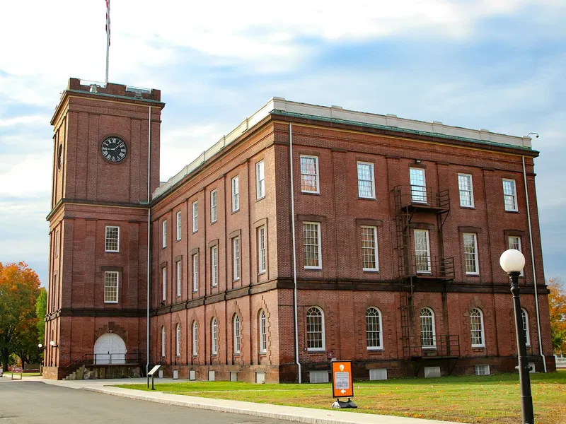 Armory Square Springfield Springfield Armory Museum (Springfield) - Visitor Information & Reviews