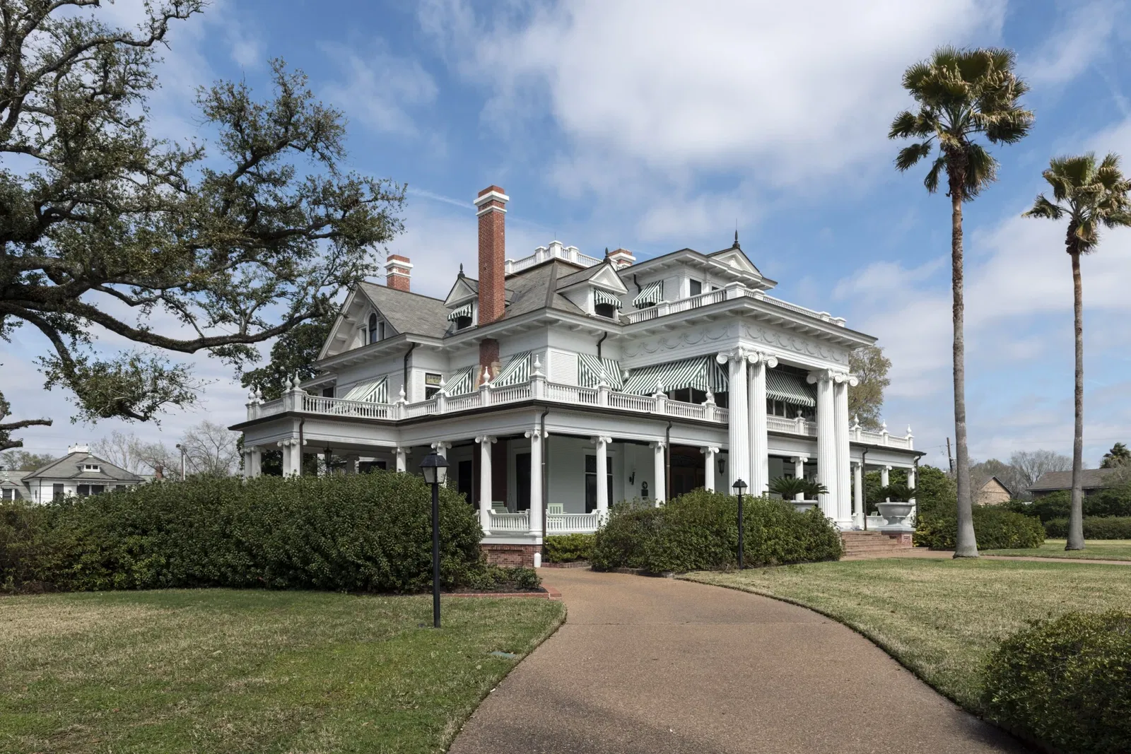 Mcfaddin-ward House Museum