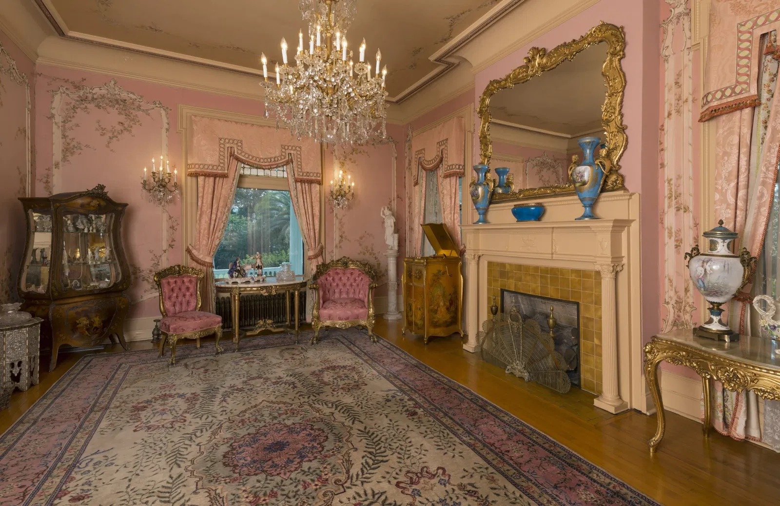 Mcfaddin-ward House Museum