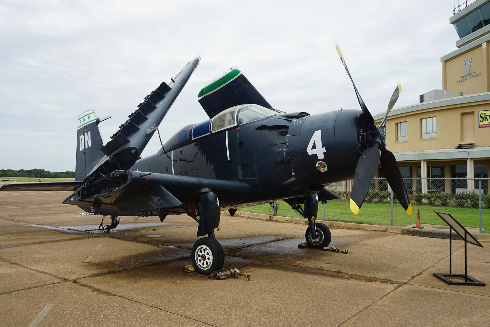 Historic Aviation Memorial Museum