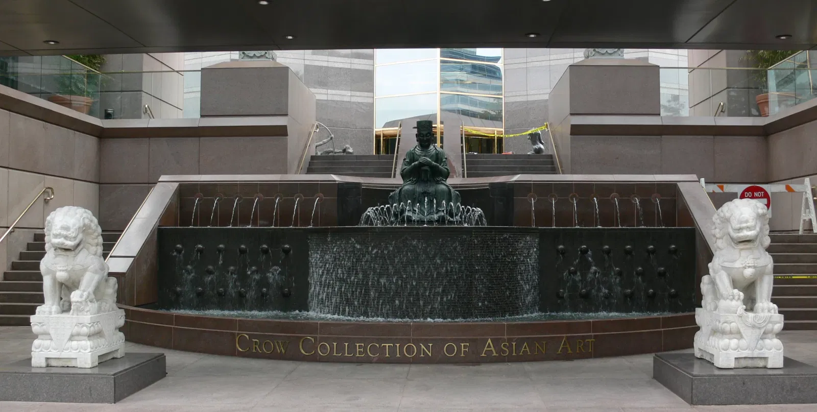 The Crow Collection of Asian Art