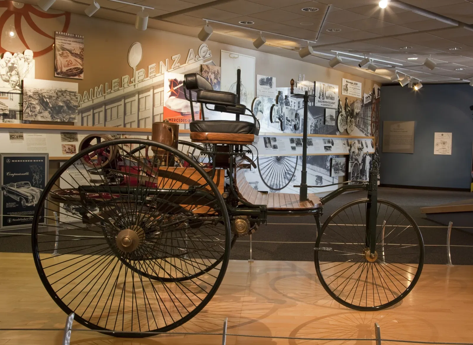 Mercedes-Benz Visitor Center and Museum