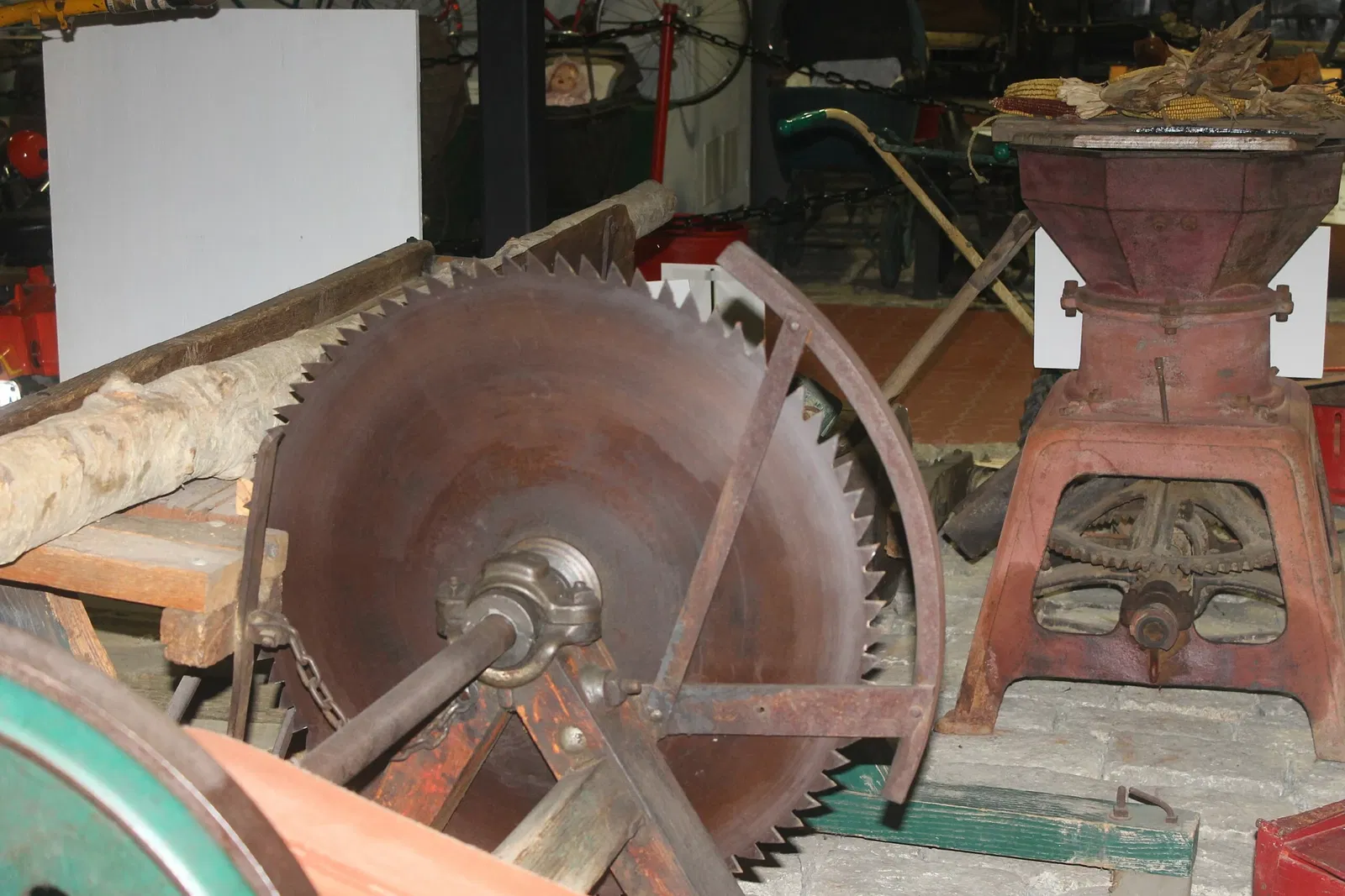 Cole Land Transportation Museum