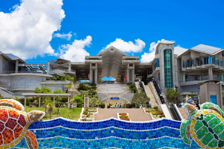 Okinawa Churaumi Aquarium