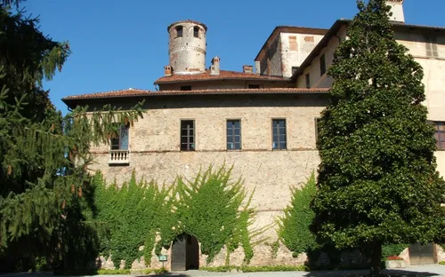 Castello della Manta
