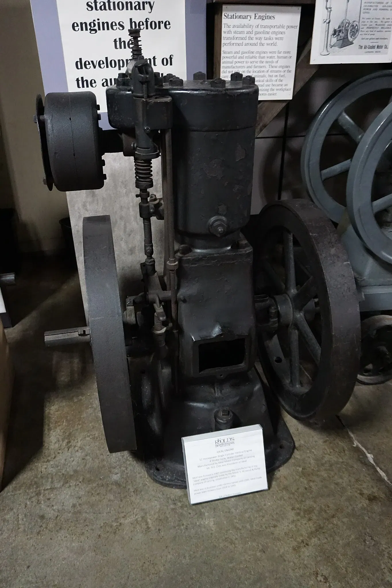 Museo del Transpote R. E. Olds